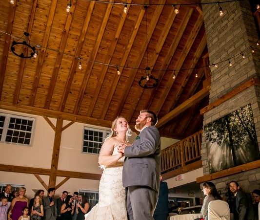 First dance begins.